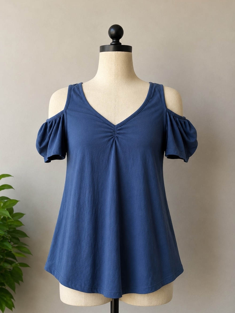 Cold-Shoulder V-Neck Tunic Top in Navy